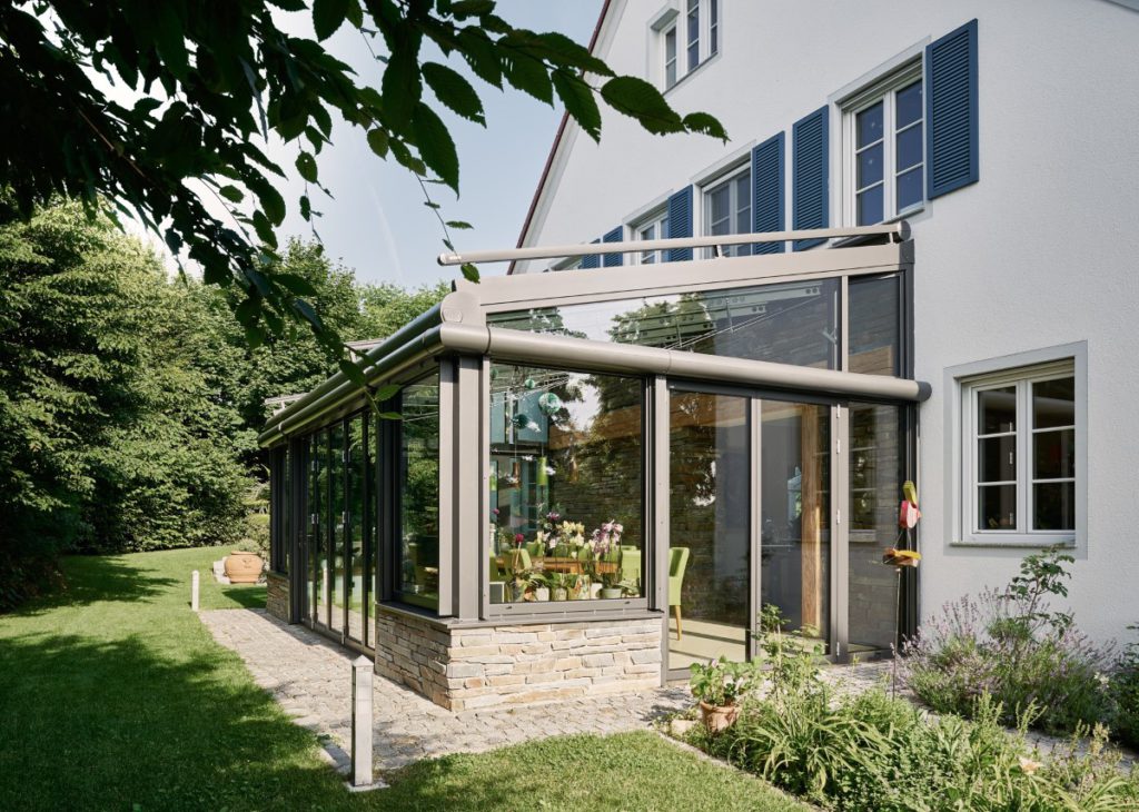 Haus Wurzer bei Freising; Nutzung gem. Rahmenvertrag vom 07.10.14, - Im ersten Stock wurden zwei Terrassentüren durch Fester 