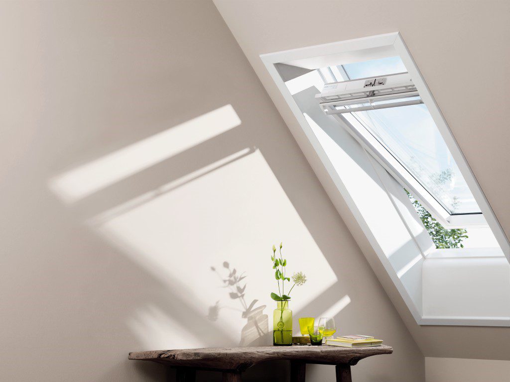 Bild: VELUX Schwingfenster